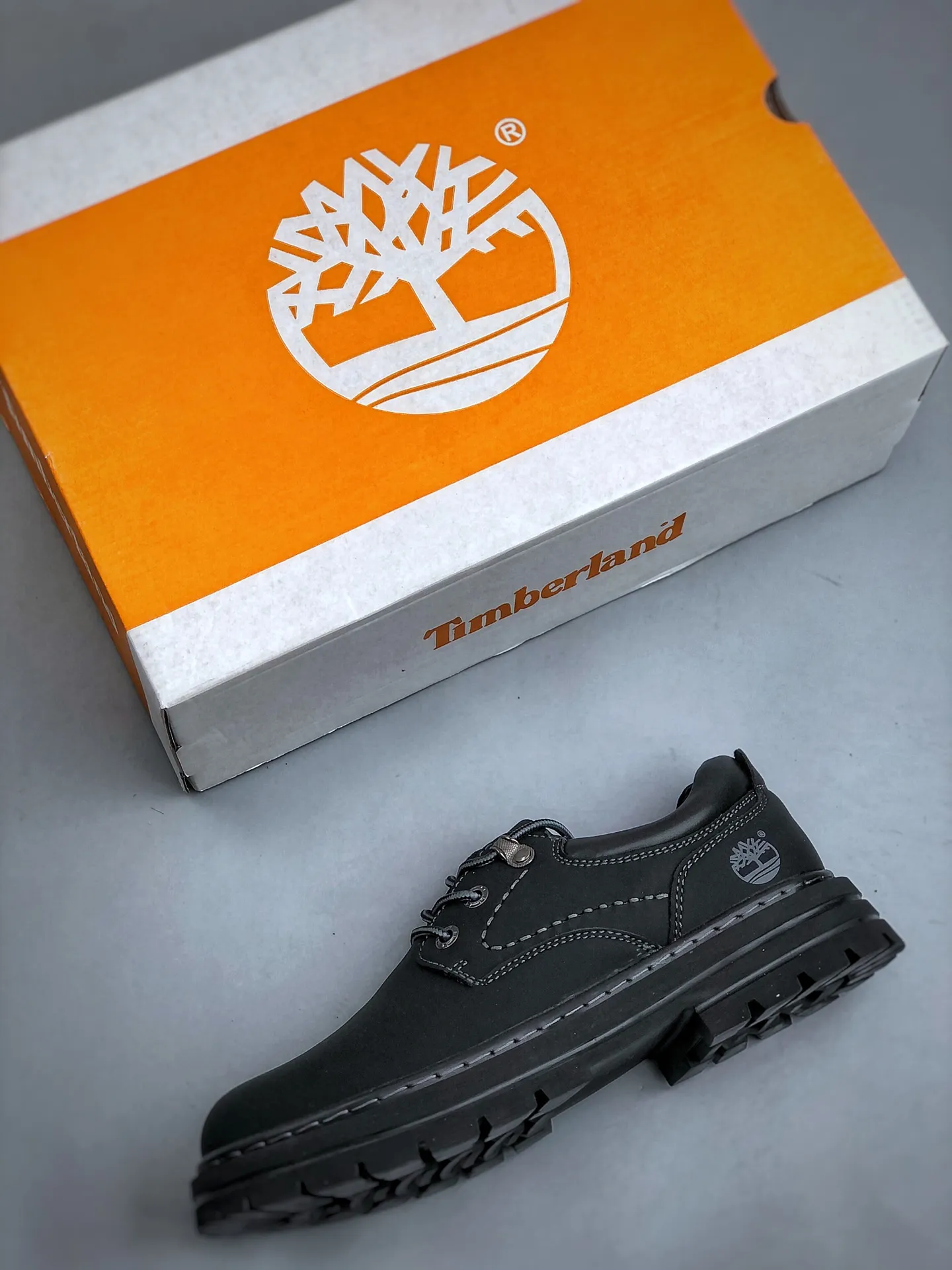 Local pick up 💰480 supports store Timberland/Timberland classic 25ss new low-top classic re-engineered brand new upgrade Guangdong factory quality original box original packaging The fabric is made of Italian 🇮🇹 top-grade frosted cowhide with anti-odor and anti-corrosion genuine leather latex insoles to give you a perfect wearing experience quality and durable, a must-have for sportsmen Specially designed to treat those who are not handsome High-quality feet feel first-class Exclusive supply Size: 39 40 41 42 43 44 One size larger